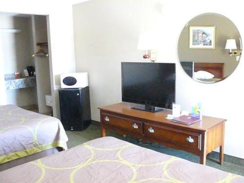Super 8 By Wyndham Childress Motel Quarto foto